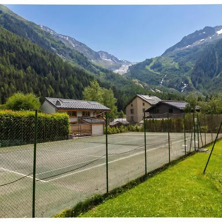 Spouter Happy Chalet Chamonix